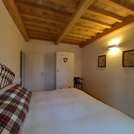 Agriturismo Poderino Farm stay *